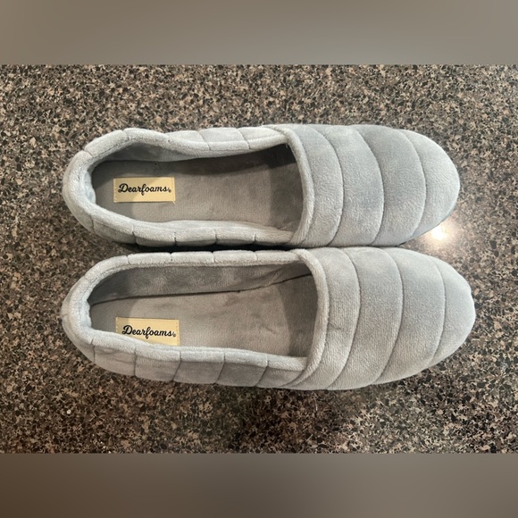 Dearfoams Nova Quilted Velour Closed Back, Color Grey(Size L) - Picture 3 of 8